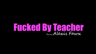 Alexis Fawx a vastag farkat kedveli