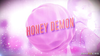 Honey Demon a vadító fitt milf anyuci