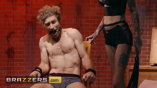 Brazzers - Gina Valentina a szajha domina