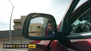Brazzers - Kendra Lust imádja a gigantikus hímvesszőt