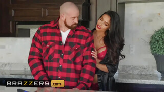 Brazzers - Katana Kombat a férje haverjával kupakol