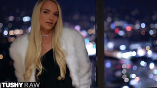 TUSHYRAW - Lana Sharapova a szőrös muffos világos szőke pipi