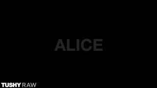 TUSHYRAW - Alice Pink ánusza bekúrva