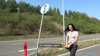 Gigantikus didkós fiatal maca pénzért közösül - Public Agent