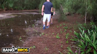 BANGBROS - Kendra Lust a gyönyörű csöcsös milf