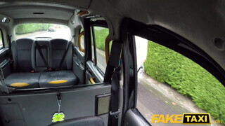 Fake Taxi - Óriás cicis milf megkúrva