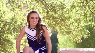Jillian Janson a gyönyörű kicsike sulis gádzsi
