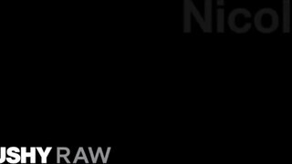 TUSHYRAW - Nicole Aria popsikája megbaszva