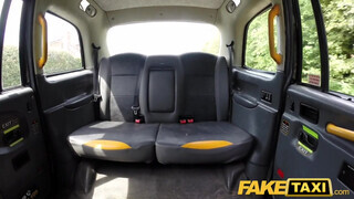 Fake Taxi - Ashleigh Devere a méretes cicis csajszi