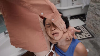 Brazzers - Cherie Deville és Codi Vore édeshármasban kettyintenek
