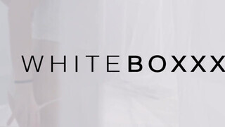 WhiteBoxxx - selymes bőrű csoki szuka