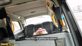 Fake Taxi - Kívánatos brazil gádzsi megrakva a taxiban