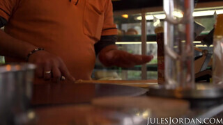 Jules Jordan - Canela Skin a szenvedélyes turista pipi