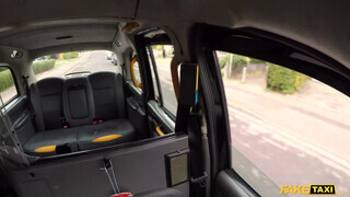 Fake Taxi - Rae Lil a perverz tini csajszi