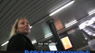 PublicAgent - szep cickós pipi keményen megkettyintve