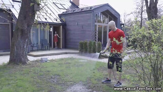 Casual Szex - rojtos pinájú tinédzser szuka