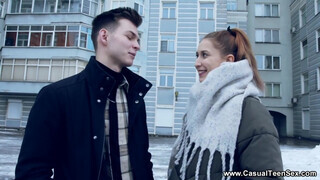 Casual Fiatal Porno - Iris Kiss Kiss a cuki pici orosz zsenge