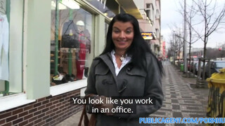 PublicAgent - bögyös csoki szuka kint szexel a szabadban
