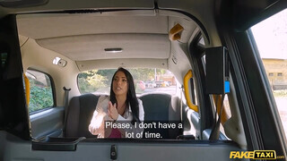 Fake Taxi - Megan Fiore a csábító hatalmas didkós szuka