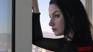 análized - Veruca James valagába csoki rúdat nyomnak be