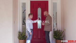Dee Williams dupla cerkát kap