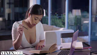 VIXEN - Jade Kush a bombázó ázsiai nőci