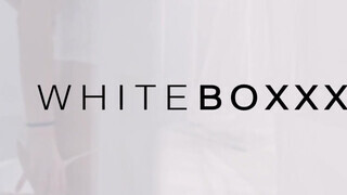 WHITEBOXXX - Francys Belle a hatalmas kannás pipi