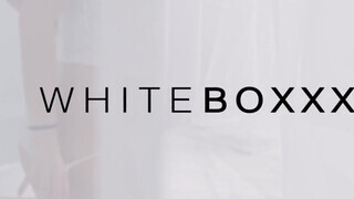 WhiteBoxxx - Kristy Black hátsó nyílásba tolva