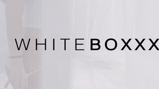 WhiteBoxxx - Darcia Lee a gigantikus didkós magyar kokeró pipi