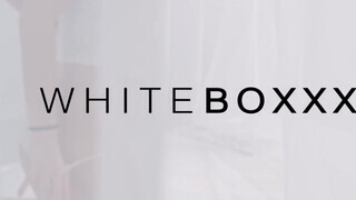 WhiteBoxxx - Sarah Kay lágy dugása