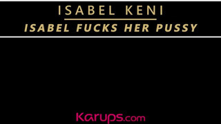 Isabel Keni imádja a műpéniszt
