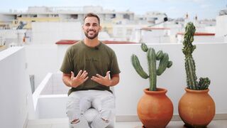 Robbie oz, a sex guru és pornósztár 30 videót basz 30 nap alatt