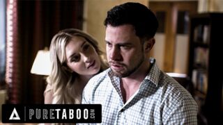 Szeximádó Világos Szőke Csábít El Törékeny Tanácsadót Sötét Múlttal a Pure Taboo Legújabb Videójában